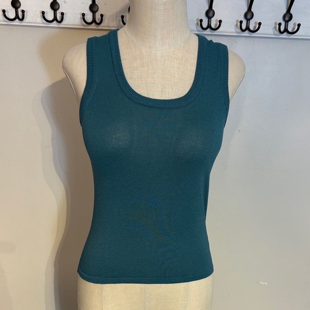 Simons Teal Ribbed Tank Top size small nwt